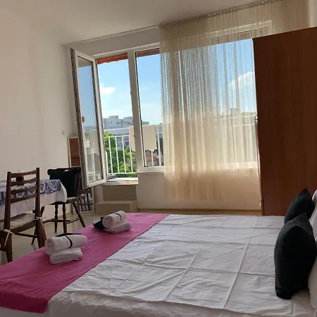 Alovet In Heart Of Апартаменты *